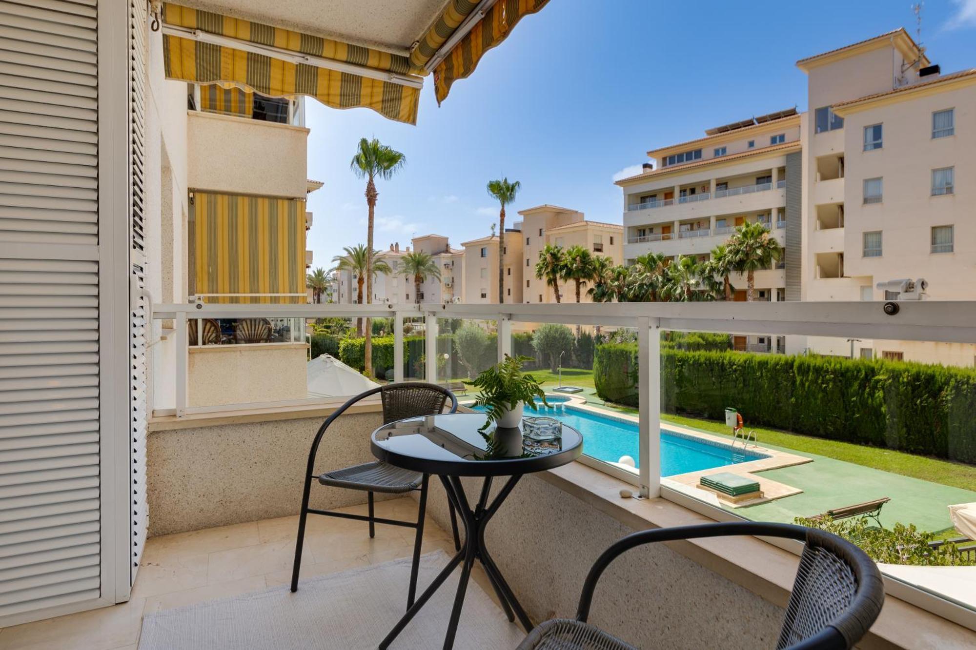 Apartamentos Oasis El Albir Exterior photo